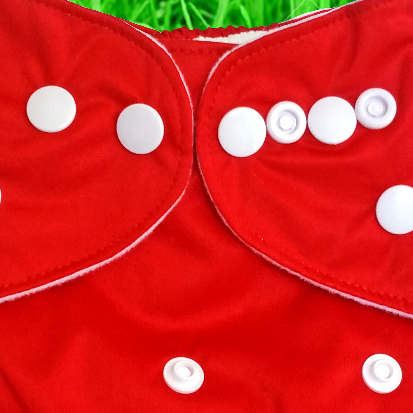 Modern Cloth Nappy – One Size Adjustable (Includes Insert)